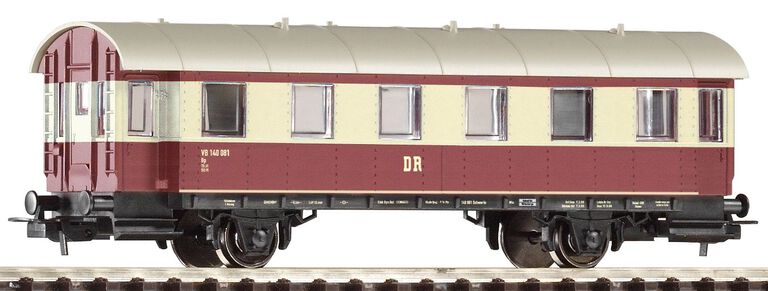 Wagon pasażerski dwuosiowy DR kremowo-wiśniowy PIKO 57633 (1)